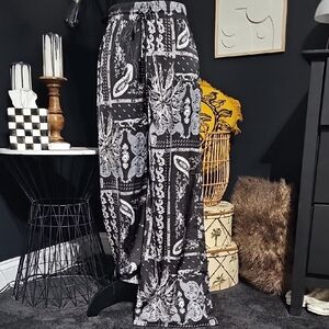 Black and White Paisley Wide-Leg Pants
